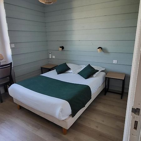 Готель Le Relax Boulazac Isle Manoire Екстер'єр фото